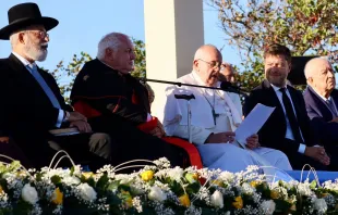 El Papa Francisco durante el encuentro con líderes religiosos en Marsella Crédito: Daniel Ibález/ACI Prensa