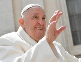 El Vaticano publica los detalles del próximo viaje del Papa Francisco a Verona el 18 de mayo