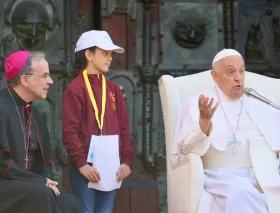 El Papa Francisco a los niños: para no hacer cosas malas, debéis ir contracorriente