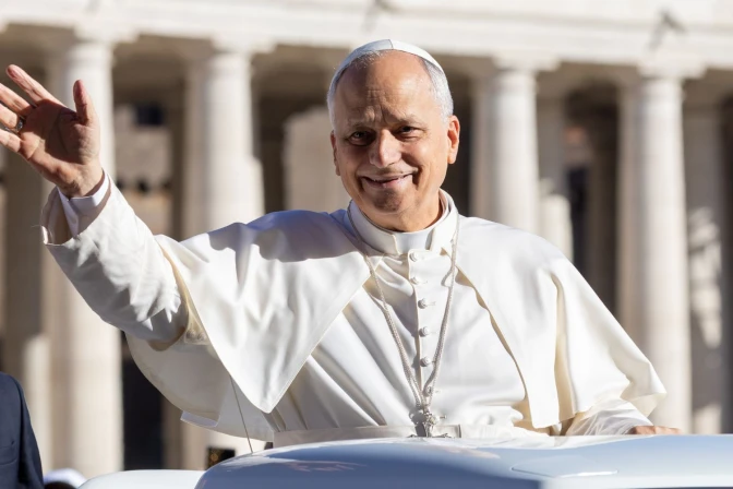 León XIV, Vida consagrada