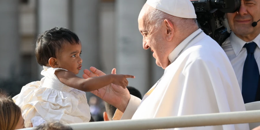 Papa Francisco: Jesús sigue descendiendo a los infiernos de hoy con su  misericordia | ACI Prensa
