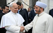 El Papa visita la Mezquita Azul