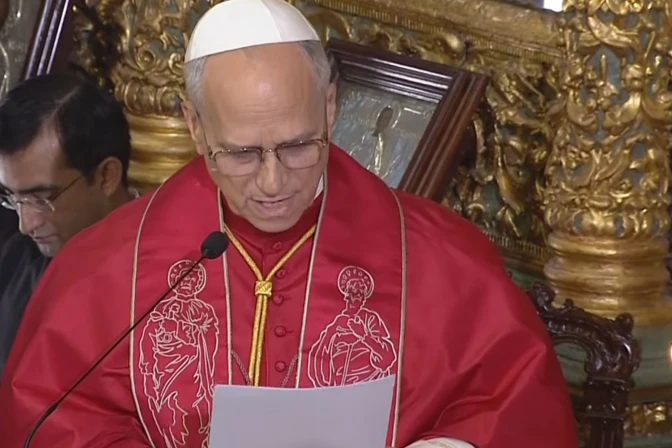 El Papa, lee su saludo