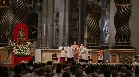 El Papa durante la Eucaristía