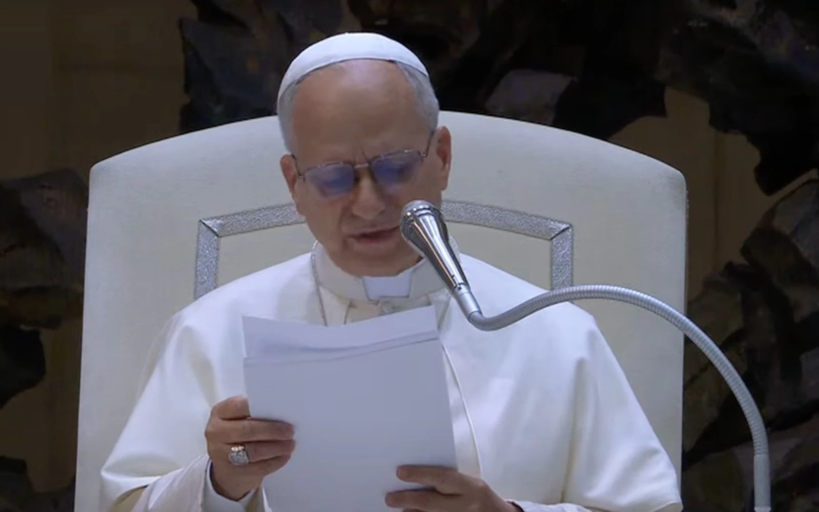 El Papa lee el discurso ante los jóvenes?w=200&h=150