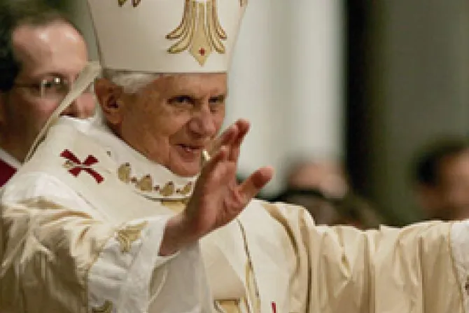 Jesús vino para salvar y no para condenar, recuerda Benedicto XVI