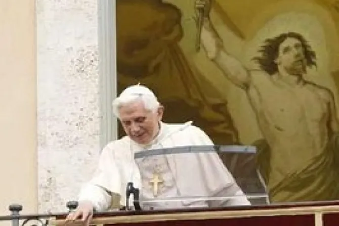 Misión de la Iglesia Católica es llevar a todos el Amor misericordioso de Dios, dice el Papa Benedicto XVI