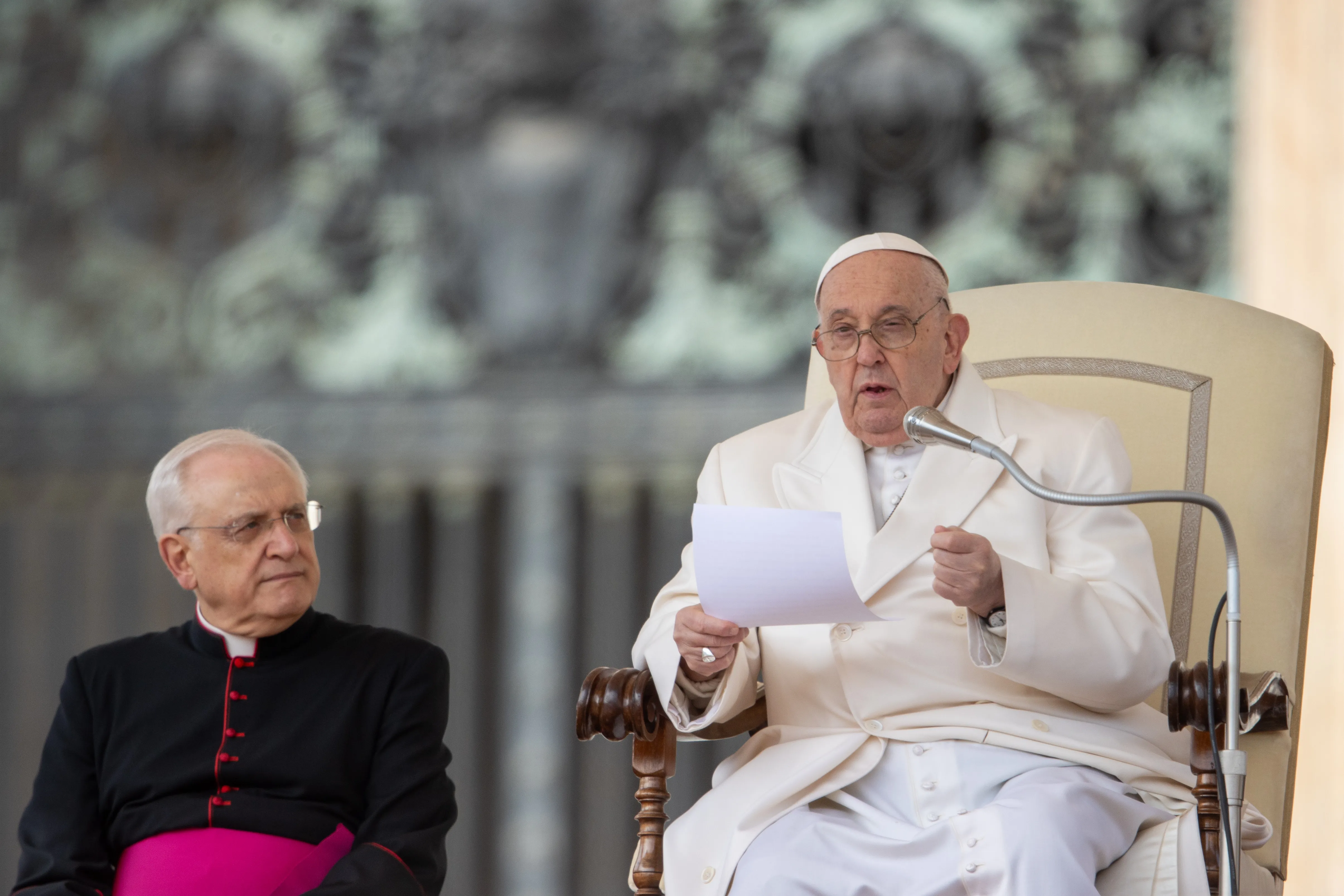 El Papa Francisco durante la audiencia general semanal en la Plaza de San Pedro, el 13 de marzo de 2024.?w=200&h=150