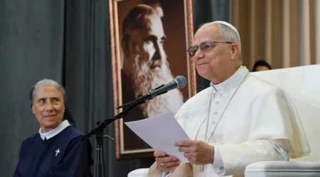 Saludo del Papa León XIV en el Hospital "De La Croix"