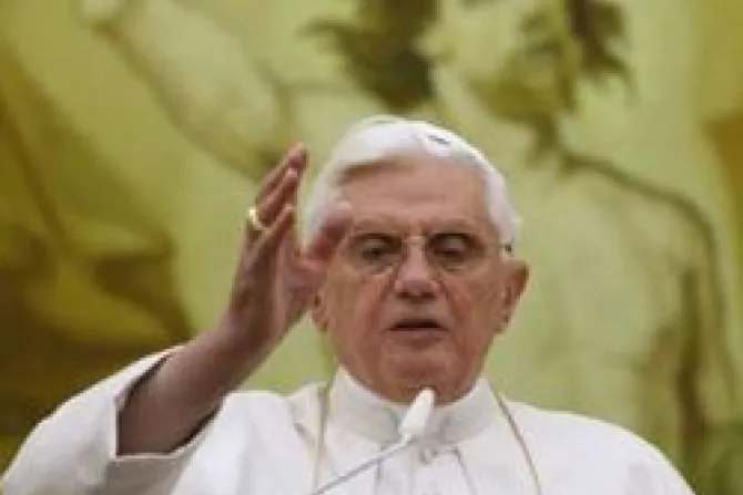 Fe y ciencia para llegar a la verdad de Dios Amor, subraya el Papa Benedicto XVI
