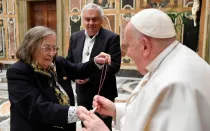 El Papa Francisco recibe el sábado 2 de marzo de 2024 a miembros de la asociación Talità Kum de Vicenza.