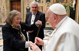 El Papa Francisco recibe el sábado 2 de marzo de 2024 a miembros de la asociación Talità Kum de Vicenza. Crédito: Vatican Media