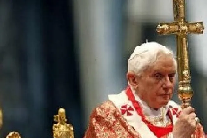 "No existe Iglesia sin Pentecostés y no existe Pentecostés sin la Virgen María" dice el Papa