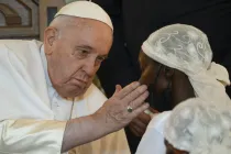 El Papa Francisco se reúne con víctimas de la violencia en Kinshasa, República Democrática del Congo, el 1 de febrero de 2023.