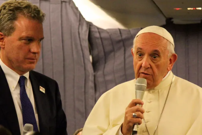 TEXTO COMPLETO: Rueda de prensa del Papa Francisco en el vuelo de regreso de Chile y Perú