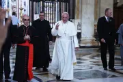 Papa Francisco llegó a Roma y agradece a la Virgen por viaje a Sudamérica
