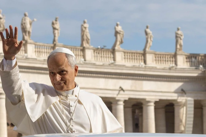 El Papa hará su primer viaje apostólico del 27 de noviembre al 2 de diciembre