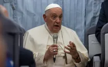 Papa Francisco durante la rueda de prensa del vuelo de retorno a Roma, el 23 de septiembre de 2023.