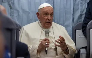 Papa Francisco durante la rueda de prensa del vuelo de retorno a Roma, el 23 de septiembre de 2023. Crédito: Vatican Media