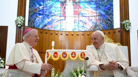 Papa Francisco pide a los fieles “ensuciarse las manos” y no fingir ante las obras del mal