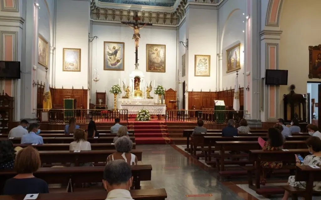 Interior del templo de la parroquia del Corpus Christi en Málaga (España)?w=200&h=150