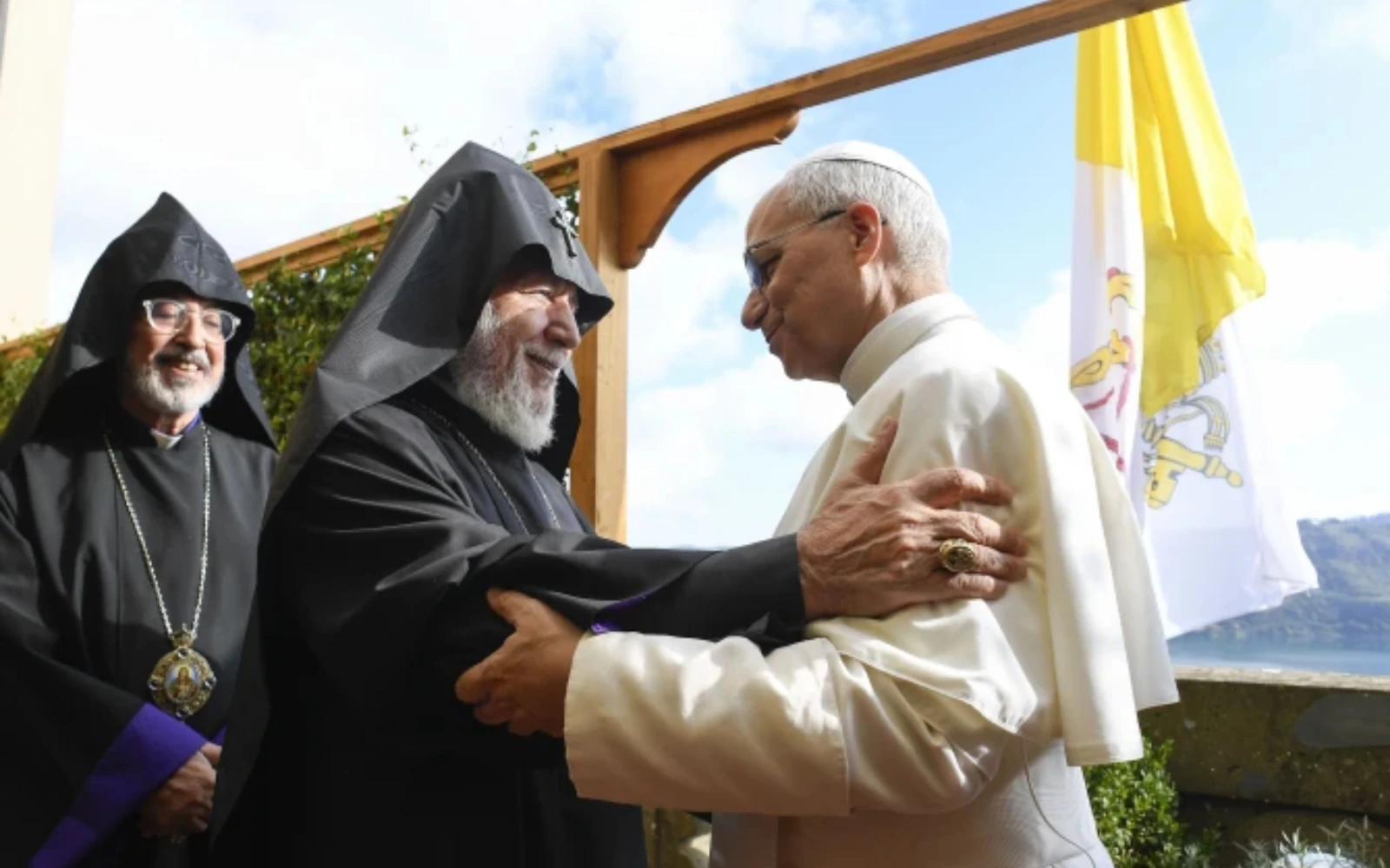 El Papa León XIV se reúne con el Catholicós Karekin II, patriarca de la Iglesia Apostólica Armenia, en Villa Barberini,Castel Gandolfo, Italia, el martes 16 de septiembre de 2025.?w=200&h=150