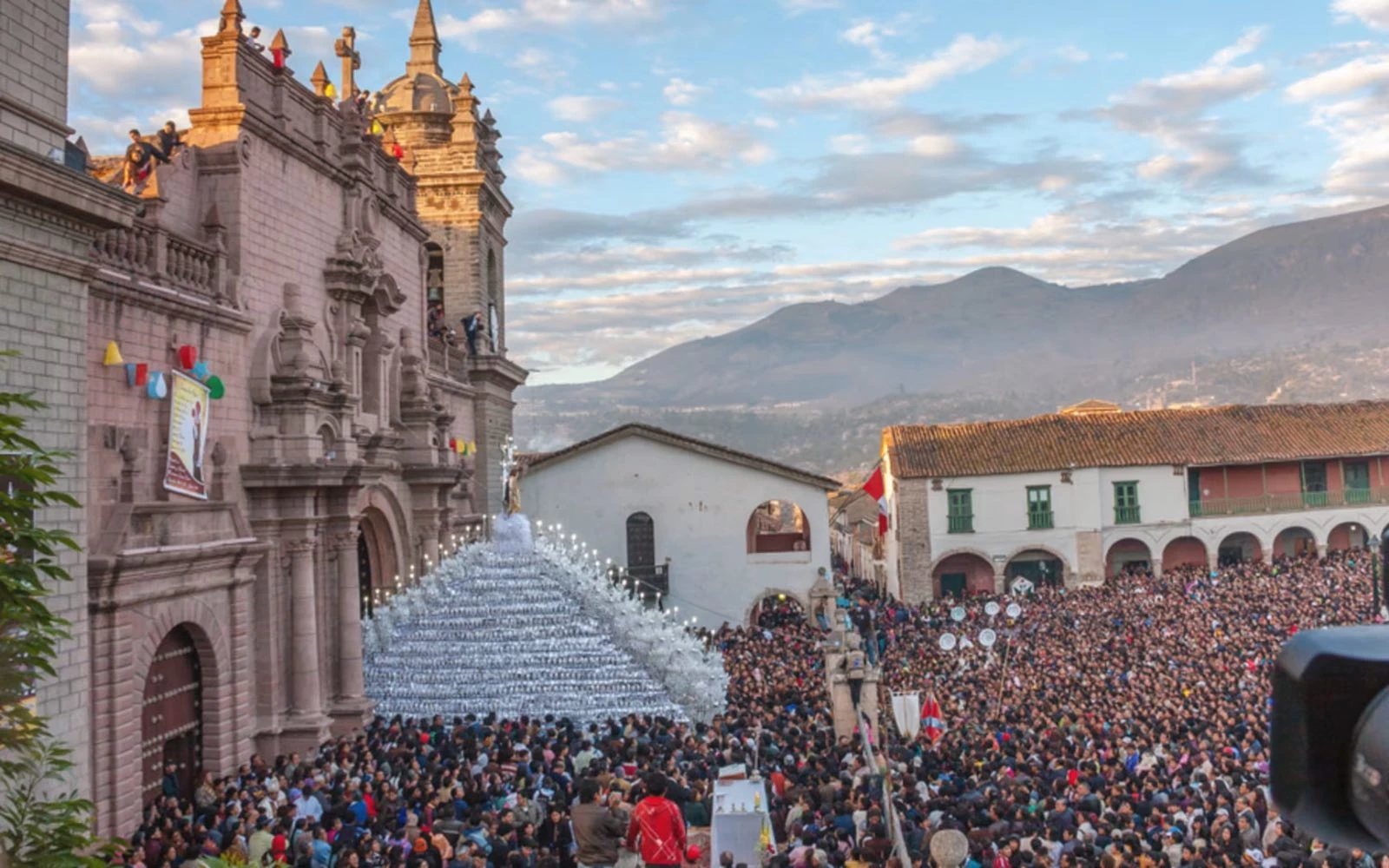 Tradicional procesión de Semana Santa se realiza anualmente en Ayacucho (Perú).?w=200&h=150