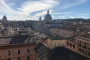 Vistas de Piazza Navona y la iglesia de Santa Inés