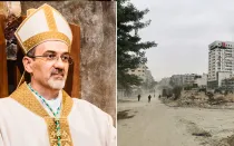 Su Beatitud, el Cardenal Pierbattista Pizzaballa y parte de la destrucción producto de la guerra en Gaza.