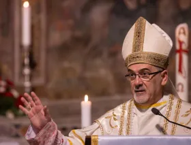 El Patriarca de Jerusalén toma posesión de su título cardenalicio tras aplazarlo por la guerra