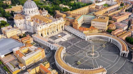 La Plaza de San Pedro en el Vaticano