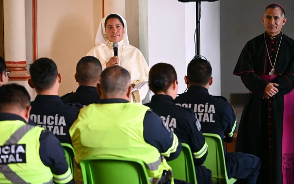 Diálogo entre policia e Iglesia Católica. Crédito: Diócesis de Texcoco