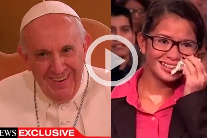 [VIDEO] El Papa Francisco pide a escolar víctima de bullying que cante para él 
