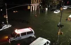 Una calle de Nueva York afectada por el huracán Sandy (Crédito: Justin Brannan en Twitter.com)?w=200&h=150