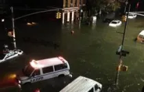 Una calle de Nueva York afectada por el huracán Sandy (Crédito: Justin Brannan en Twitter.com)