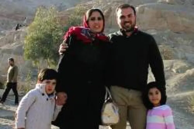 Sentencian a 8 años de prisión a pastor cristiano en Irán por profesar su fe