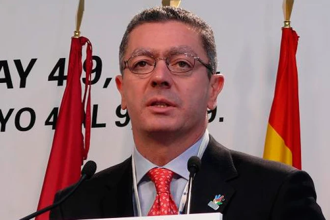 Ley del aborto sería aprobada por Consejo de Ministros antes de fin de año