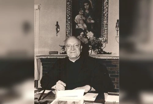 P. Aloysius Ellacuria. Foto: Sitio web www.aloysius.com?w=200&h=150