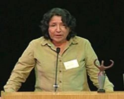 Ana Isla (foto gifteconomy.com)?w=200&h=150