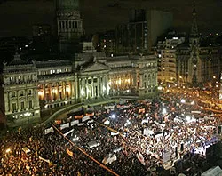 Vista aérea de la multitud. (Foto: Diario La Nación)?w=200&h=150