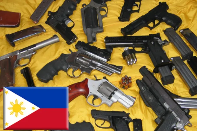 Obispos filipinos rechazan ley que les permite usar armas