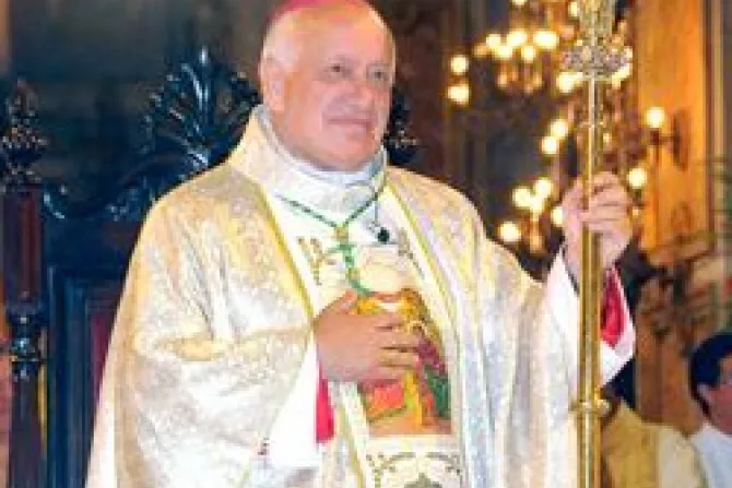 Nuevo Arzobispo promete gastar su vida sirviendo a Iglesia en Santiago