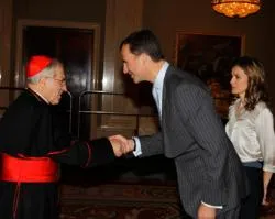 El Cardenal Rouco saluda a los Príncipes de Asturias?w=200&h=150