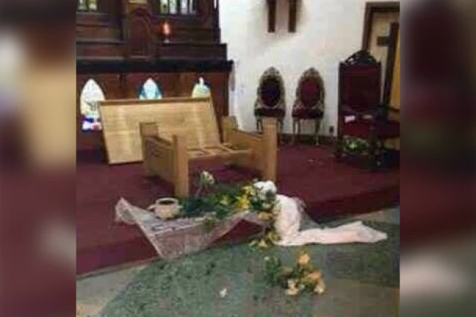 Venezuela: Seguidores de Maduro atacan iglesia católica