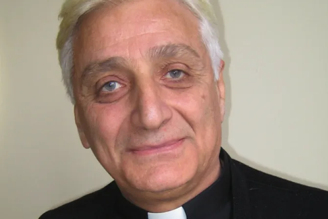 En Siria la gente muere de hambre y está más agotada, señala Obispo Caldeo