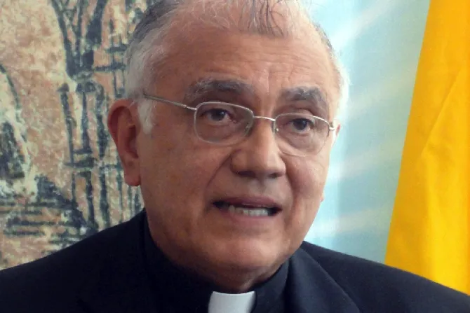Iglesia acompañó a Chávez en momentos más duros de su vida, recuerda Arzobispo