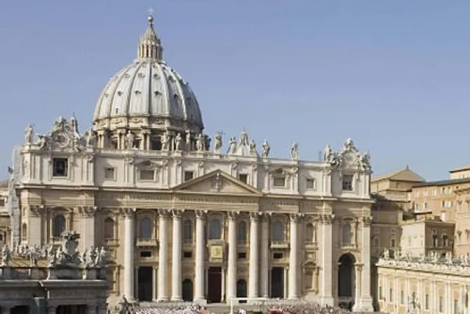 "Banco" del Vaticano: Renuncian el director general y el subdirector