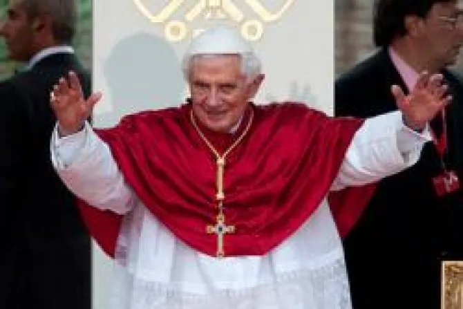Benedicto XVI recuerda que Dios educa a su pueblo a través de la liturgia