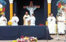 El Cardenal en la Misa del sábado (foto aica.org)
