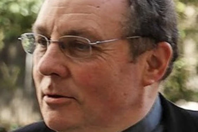 No hay que ser católico para rechazar eutanasia, afirma Obispo francés